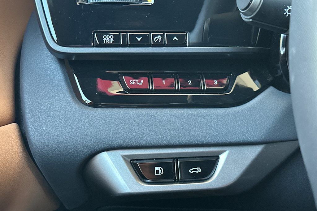 Thumbnail: 2024 Lexus RX - 32