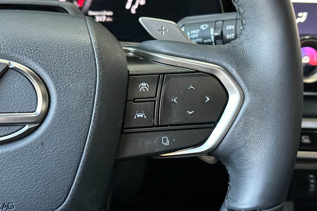 Thumbnail: 2024 Lexus RX - 30