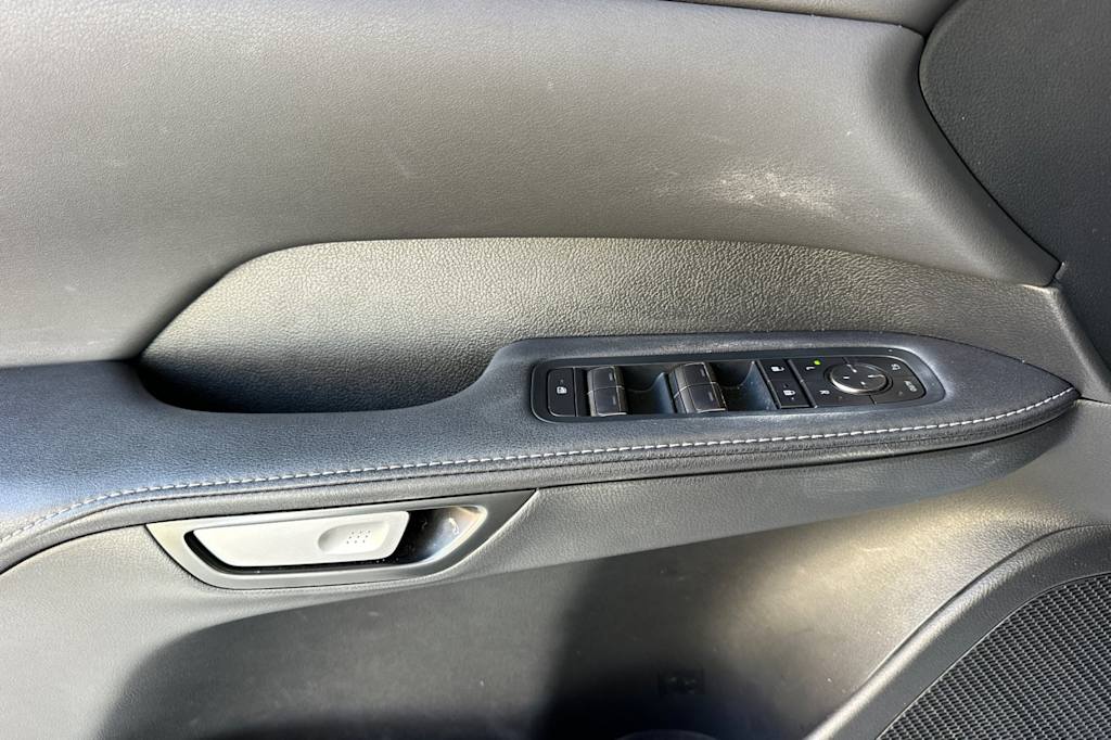 Thumbnail: 2024 Lexus RX - 21