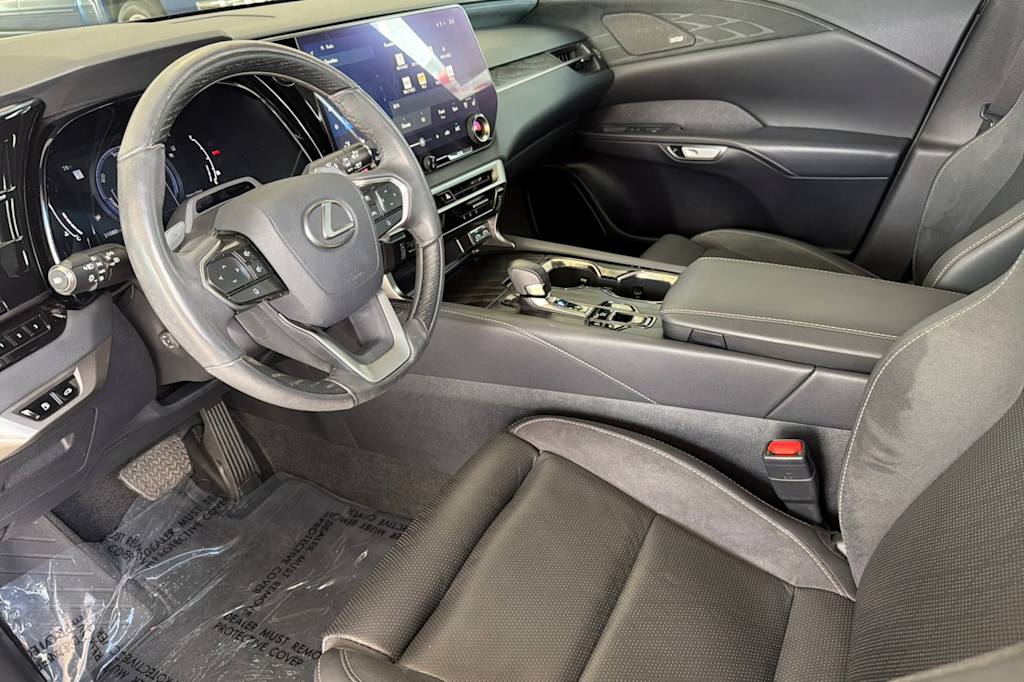 Thumbnail: 2024 Lexus RX - 9
