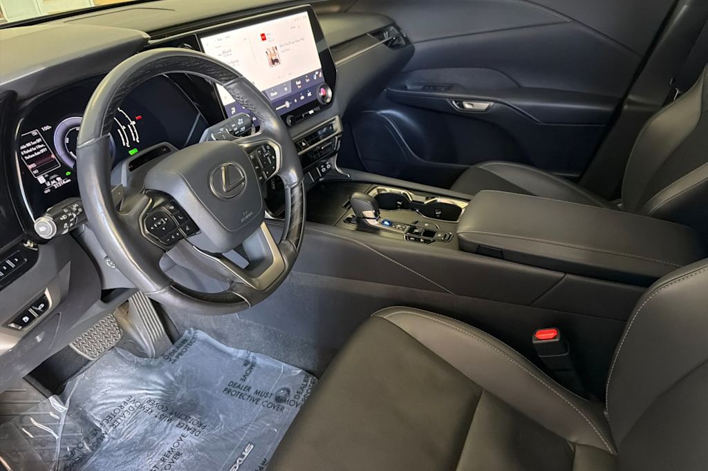 Thumbnail: 2024 Lexus RX - 9