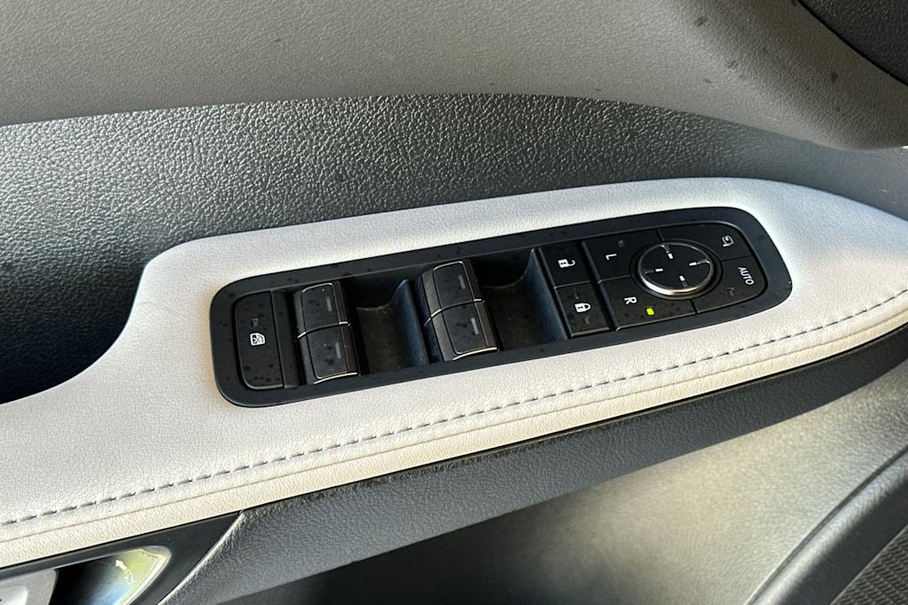 Thumbnail: 2024 Lexus RX - 24