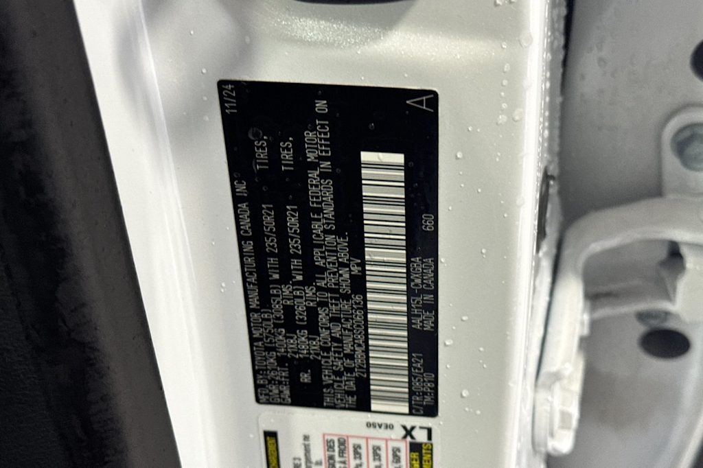 Thumbnail: 2025 Lexus RX - 17