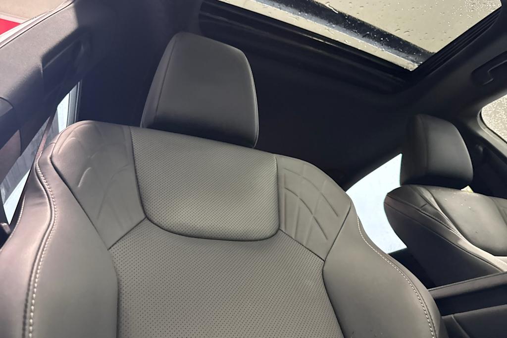 Thumbnail: 2025 Lexus RX - 24