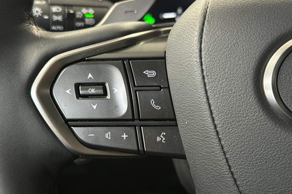 Thumbnail: 2025 Lexus RX - 28