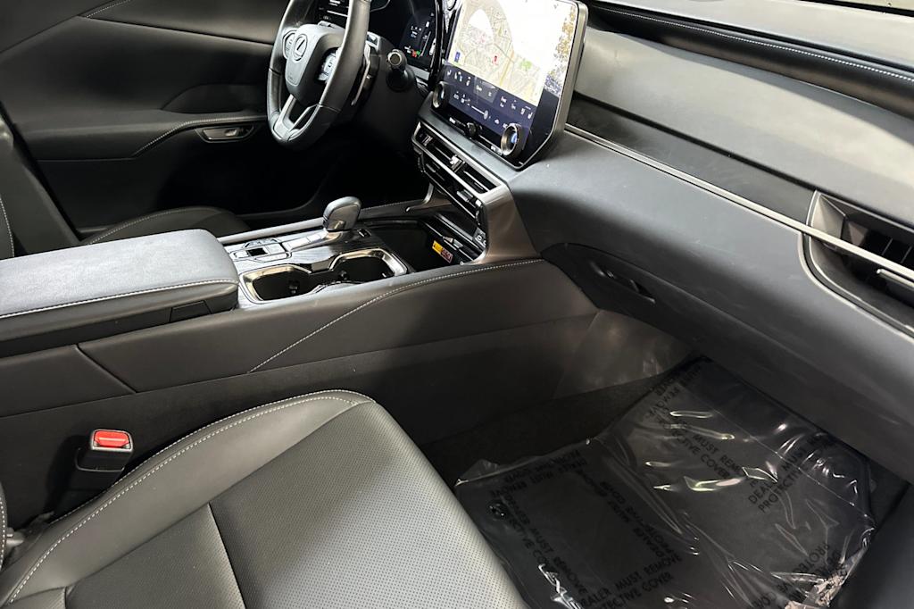 Thumbnail: 2025 Lexus RX - 13