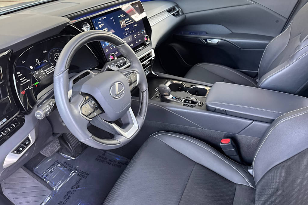 Thumbnail: 2026 Lexus RX - 10