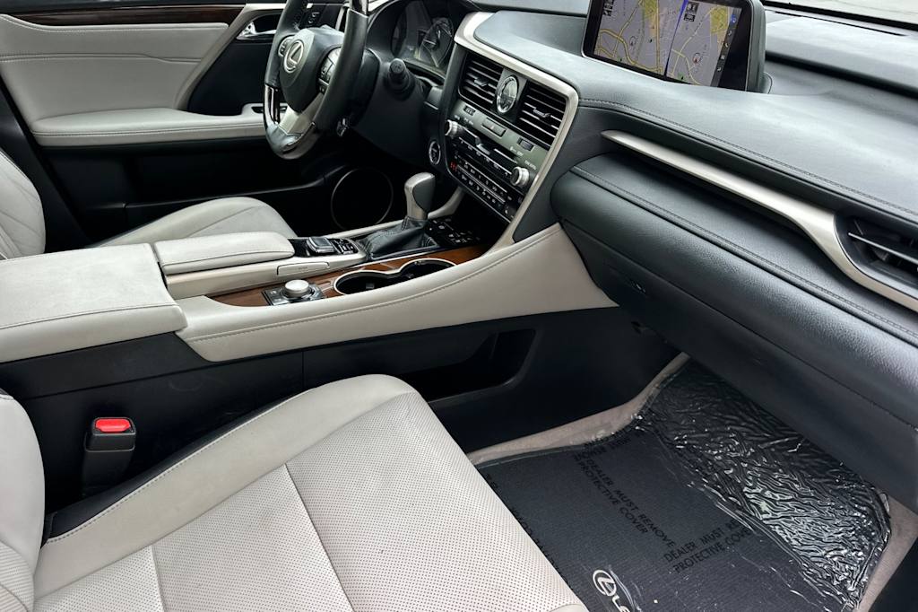 Thumbnail: 2017 Lexus RX - 13