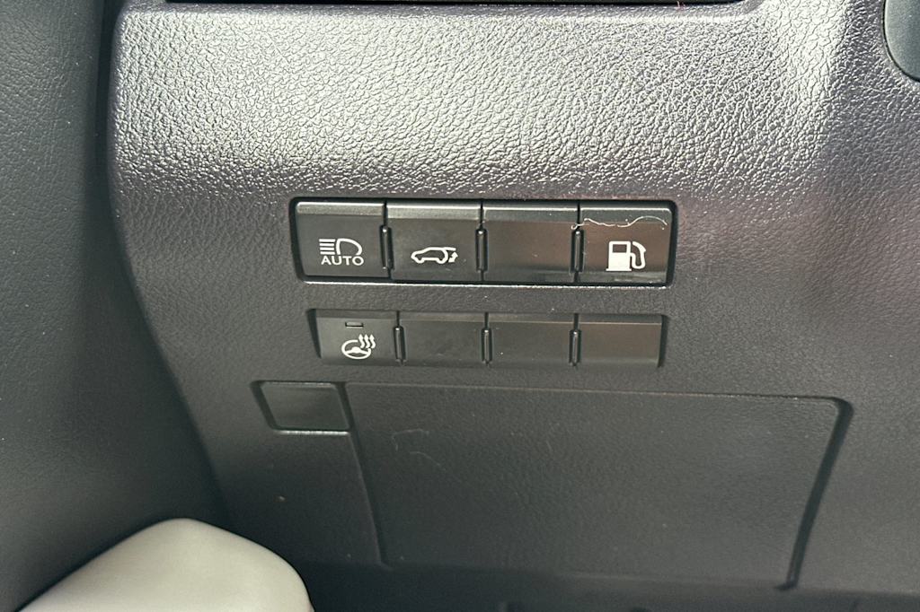 Thumbnail: 2017 Lexus RX - 34