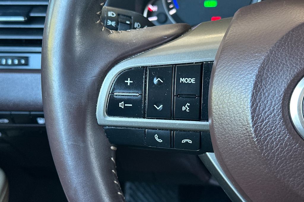 Thumbnail: 2016 Lexus RX - 30