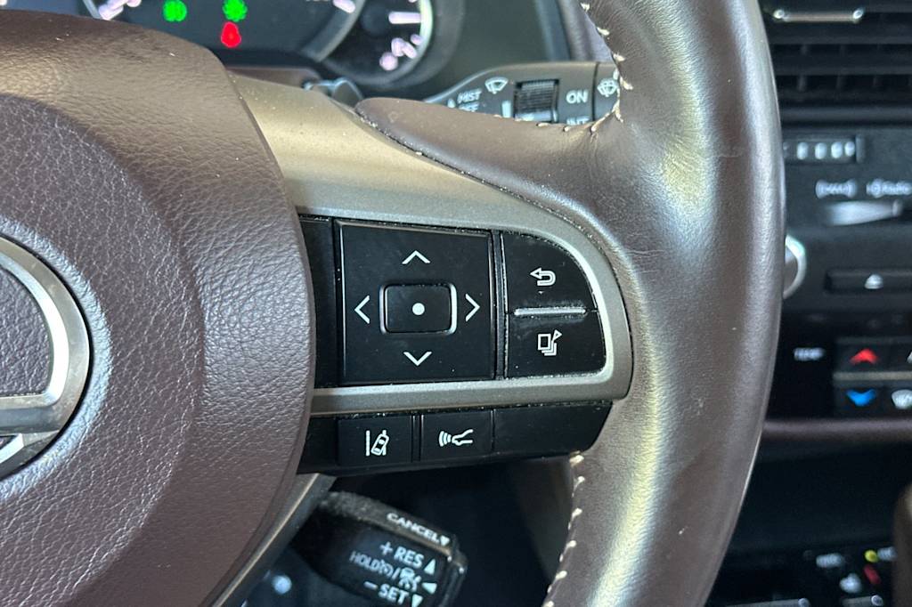 Thumbnail: 2016 Lexus RX - 31