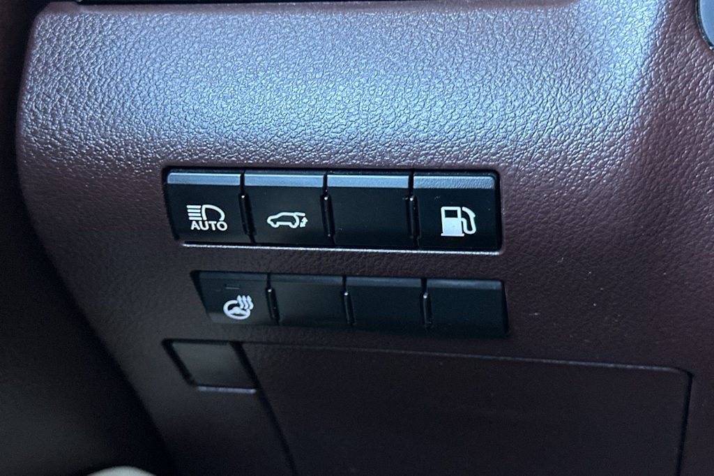 Thumbnail: 2016 Lexus RX - 33