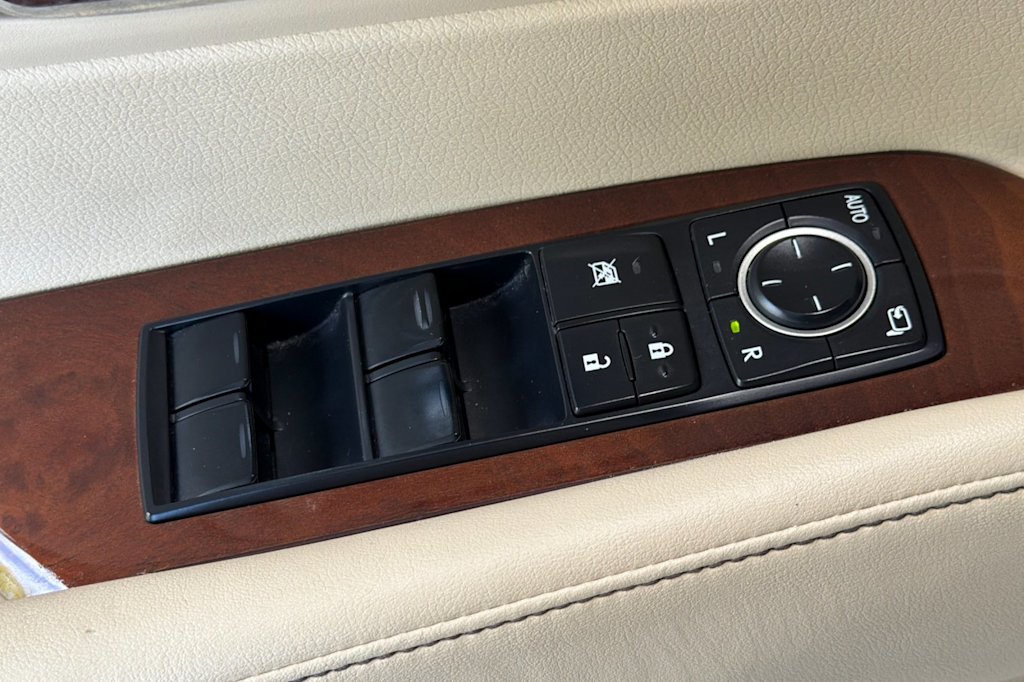 Thumbnail: 2015 Lexus RX - 23