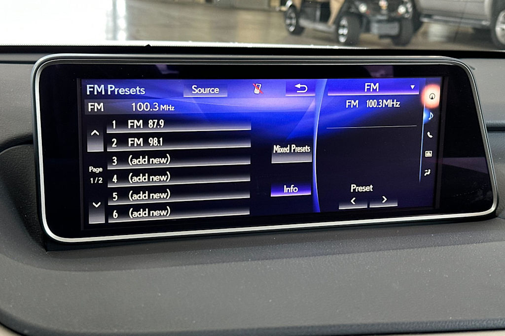 Thumbnail: 2016 Lexus RX - 15