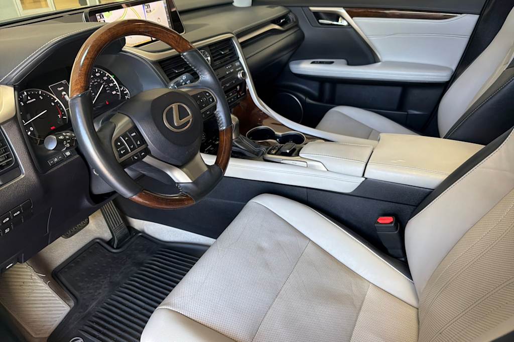 Thumbnail: 2017 Lexus RX - 9