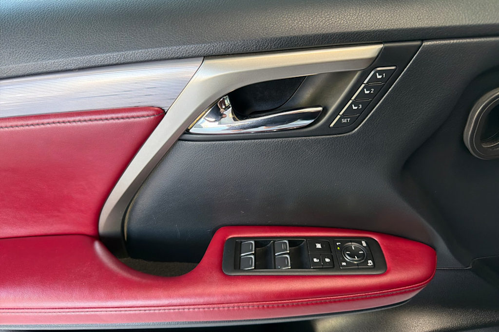 Thumbnail: 2019 Lexus RX - 21