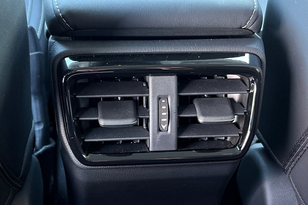 Thumbnail: 2025 Lexus ES - 21