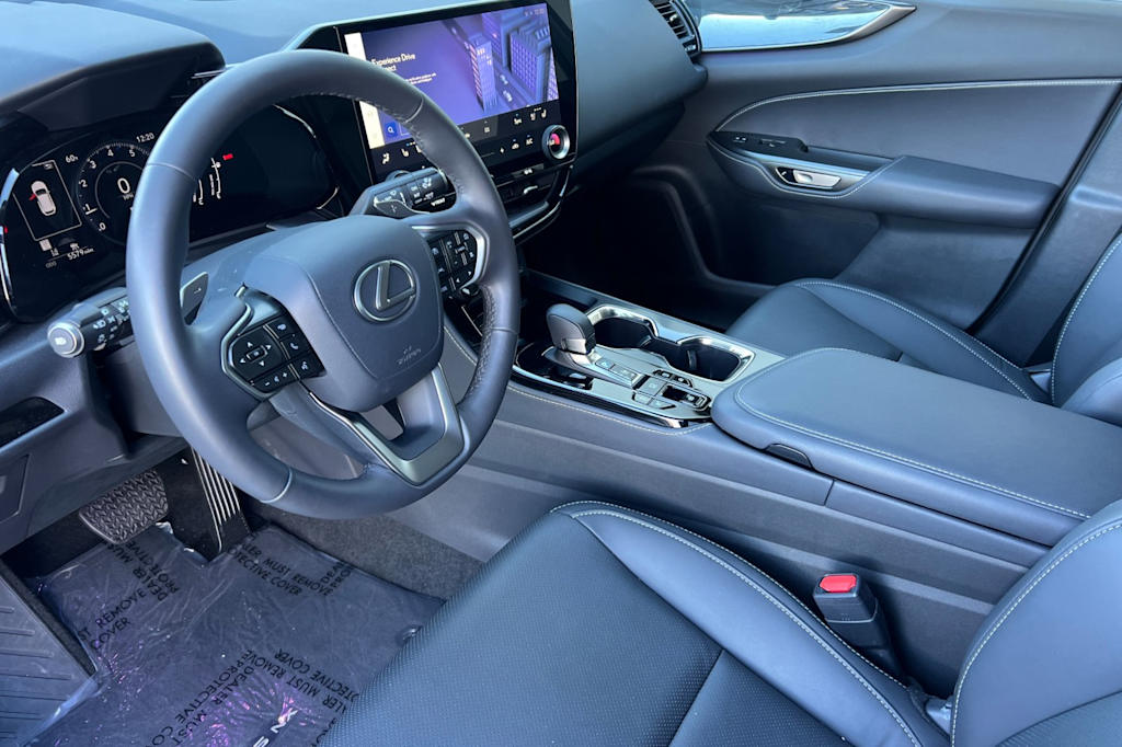 Thumbnail: 2025 Lexus ES - 8