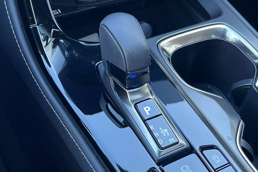 Thumbnail: 2025 Lexus ES - 13