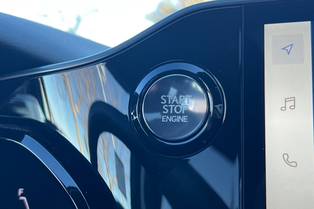 Thumbnail: 2025 Lexus ES - 26