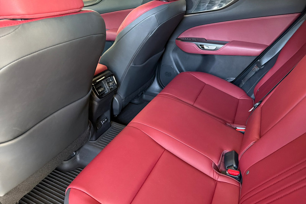Thumbnail: 2025 Lexus ES - 10
