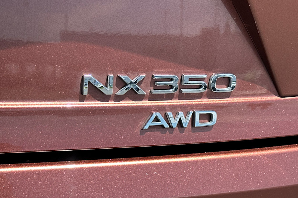 Thumbnail: 2025 Lexus ES - 7