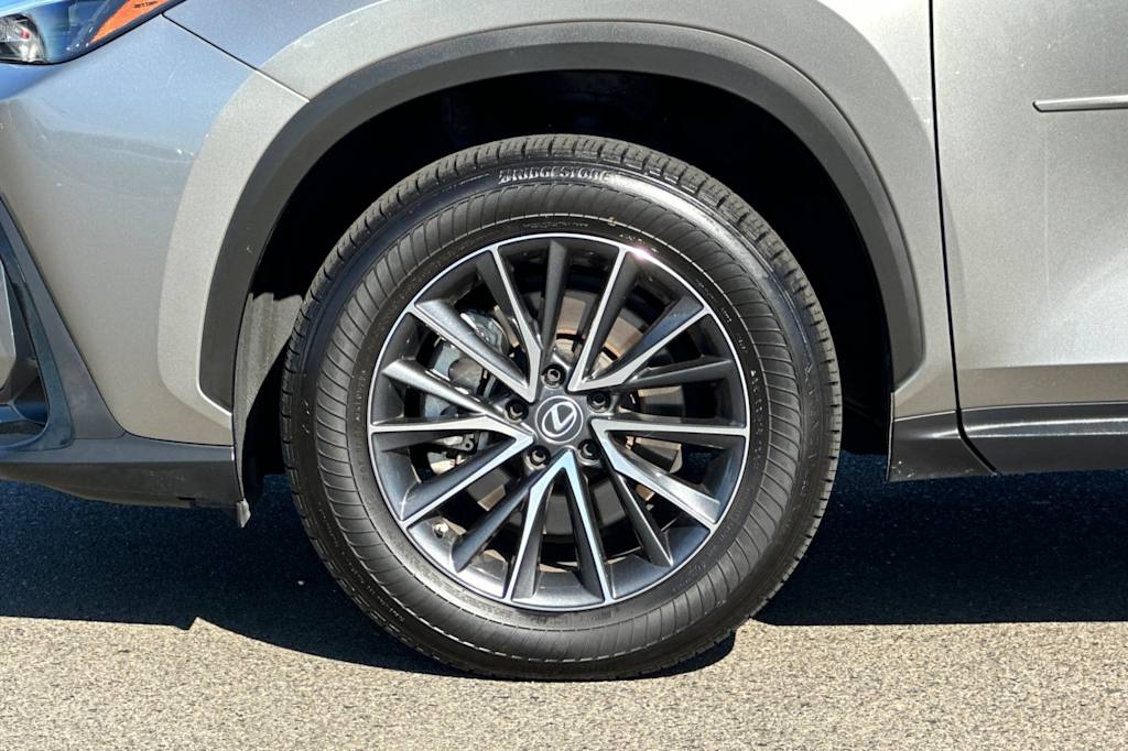 Thumbnail: 2022 Lexus NX - 8