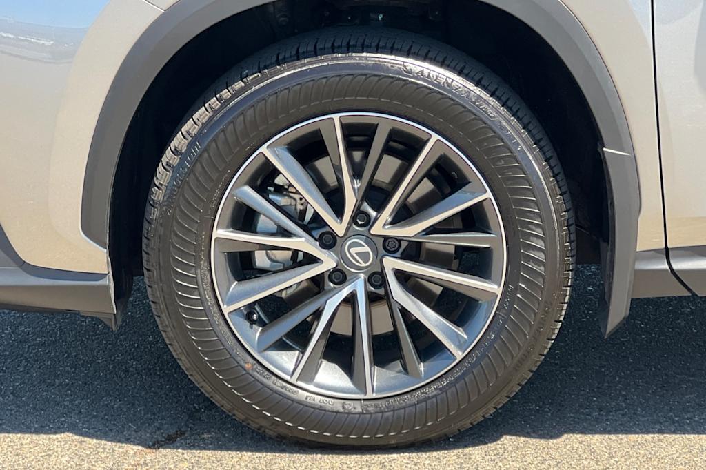 Thumbnail: 2026 Lexus ES - 8