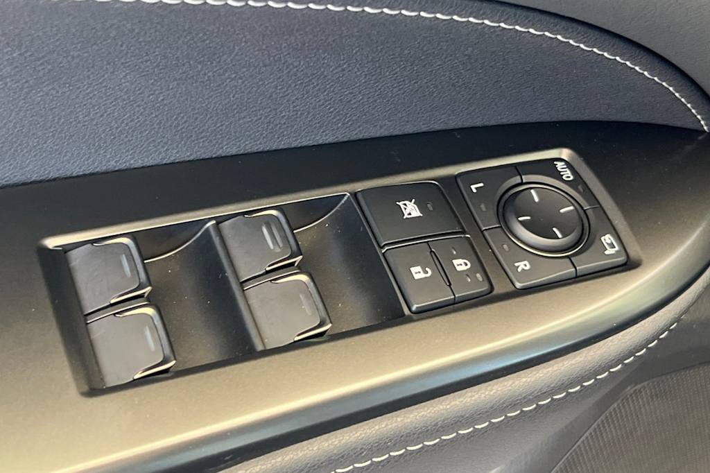 Thumbnail: 2026 Lexus ES - 22