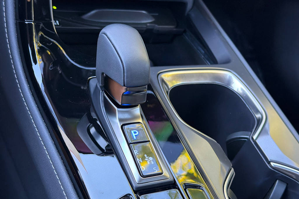 Thumbnail: 2026 Lexus ES - 14
