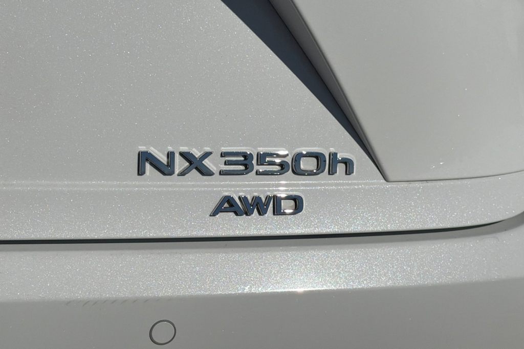 Thumbnail: 2026 Lexus ES - 7