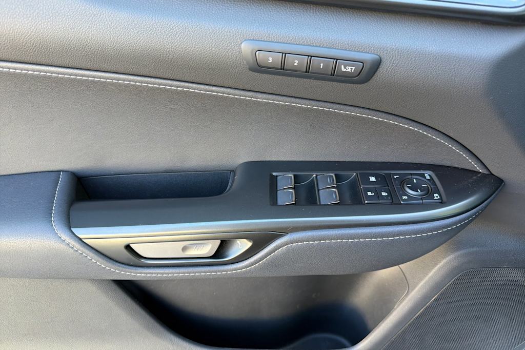 Thumbnail: 2026 Lexus ES - 21