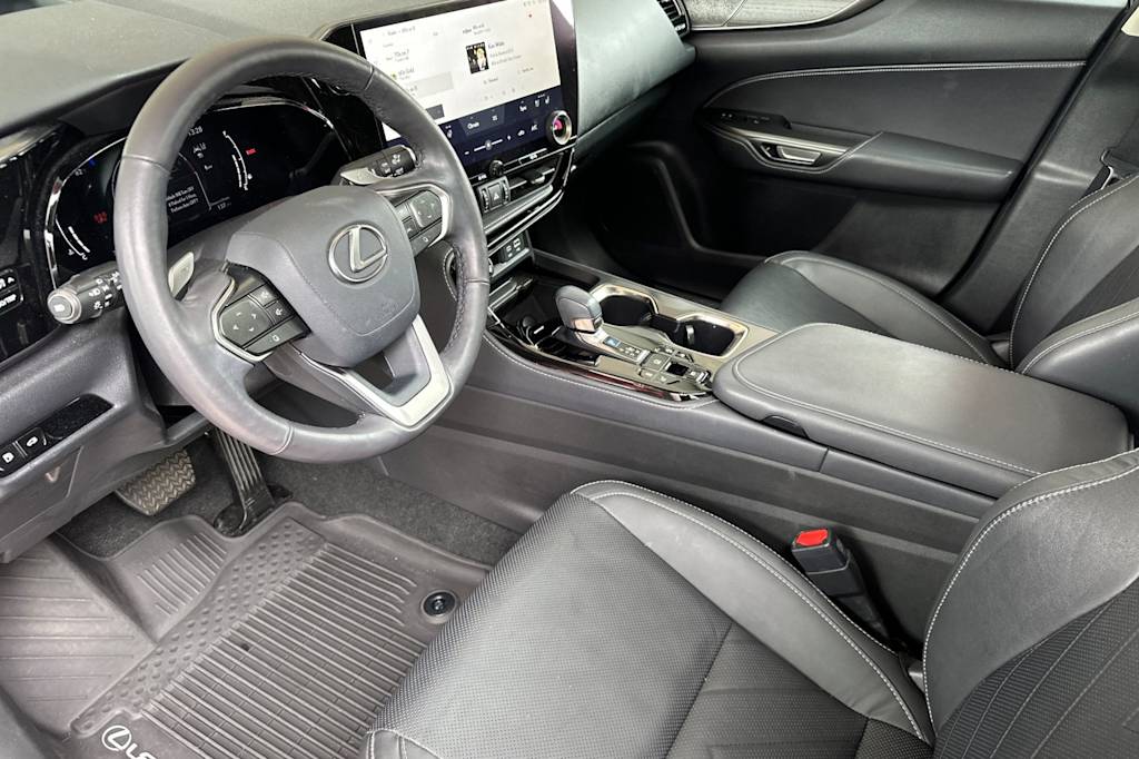 Thumbnail: 2024 Lexus ES - 9