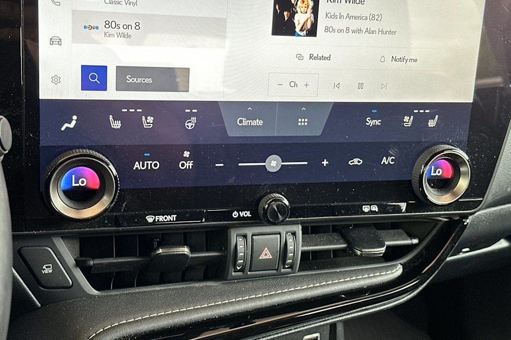 Thumbnail: 2024 Lexus ES - 27