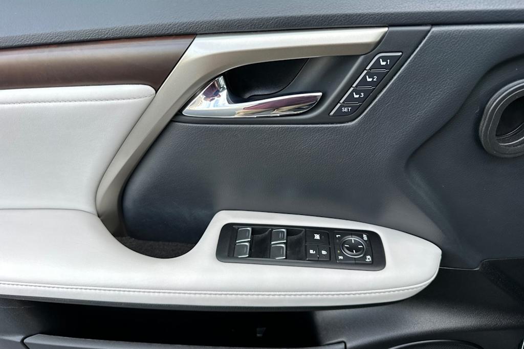2022 Lexus RX Hybrid 450h 21