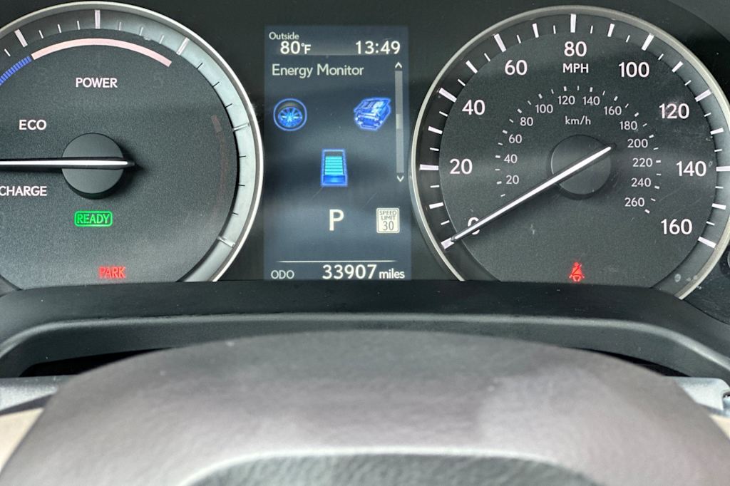 2022 Lexus RX Hybrid 450h 32