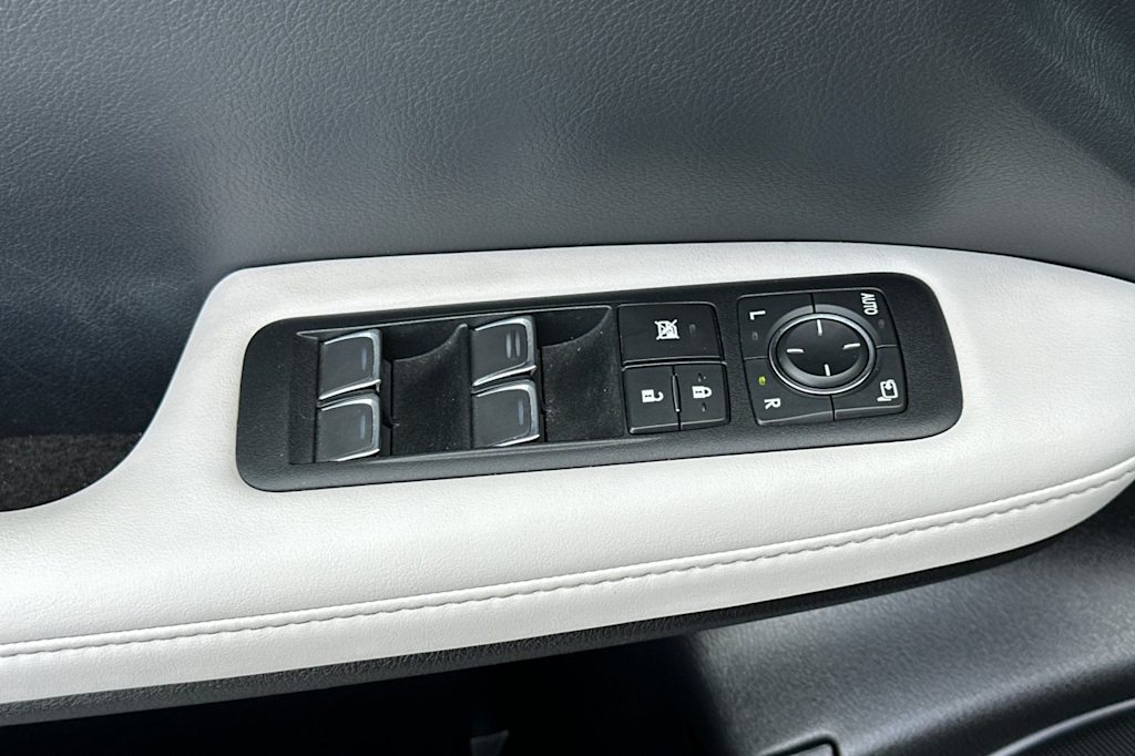2022 Lexus RX Hybrid 450h 22