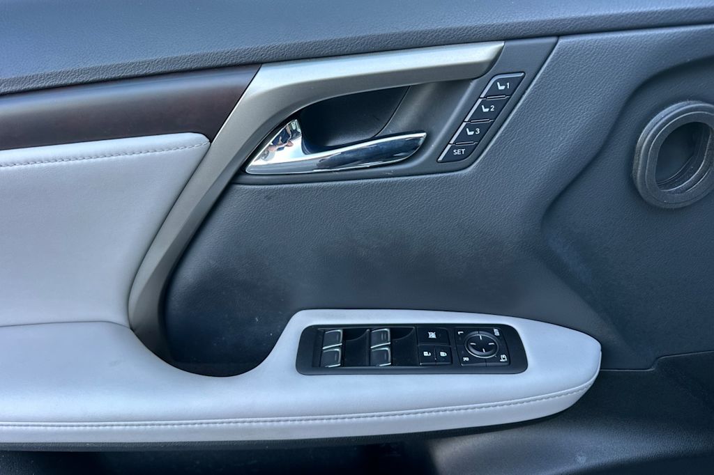 Thumbnail: 2022 Lexus RX - 21