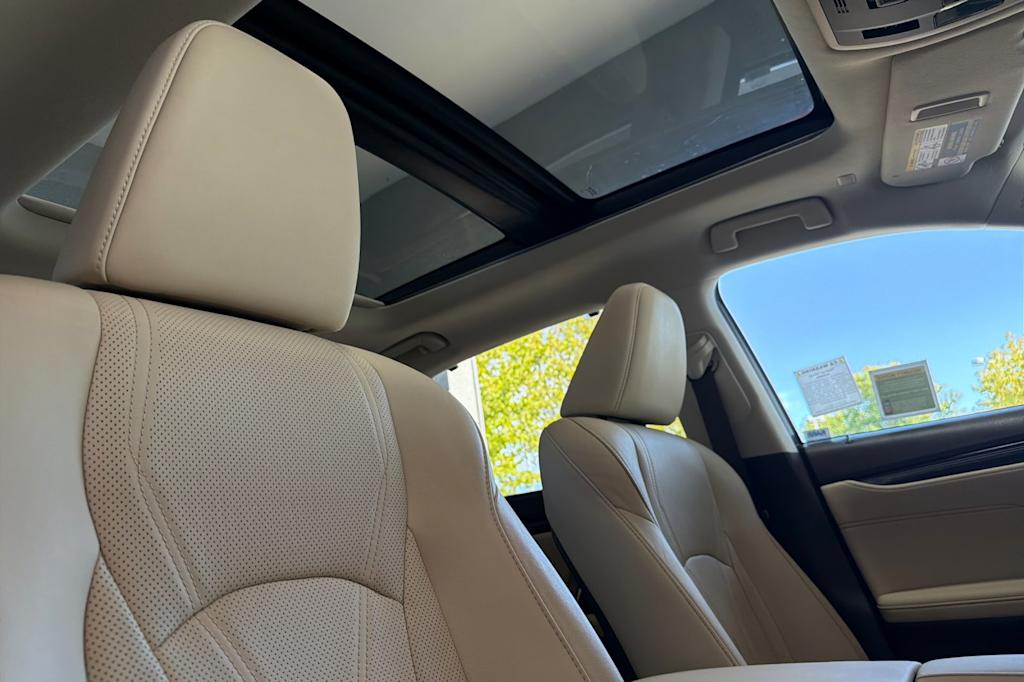 Thumbnail: 2020 Lexus RX - 24