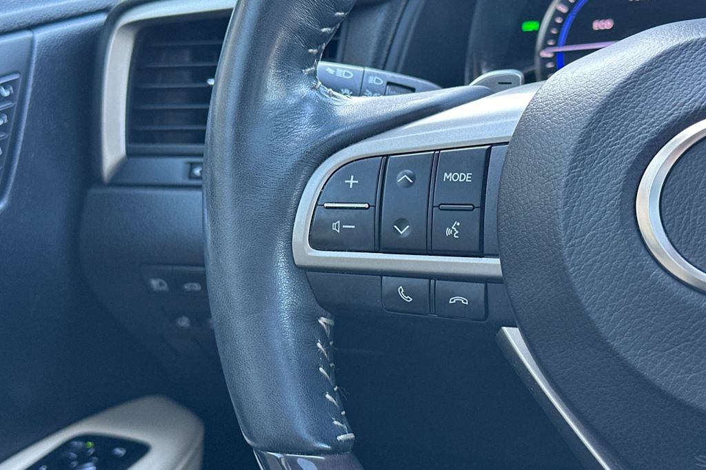 Thumbnail: 2021 Lexus RX - 31