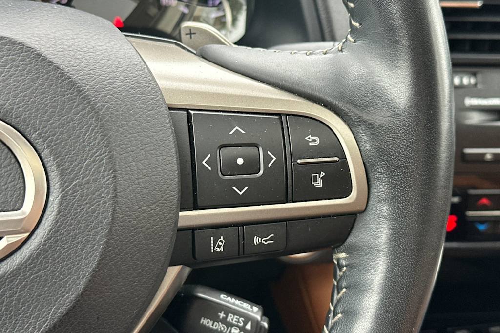 Thumbnail: 2022 Lexus RX - 32