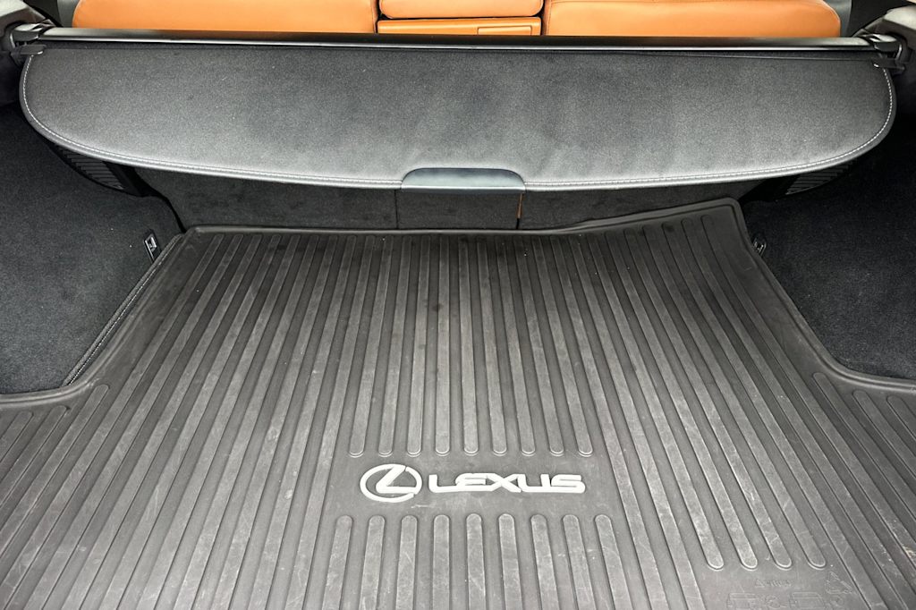 Thumbnail: 2022 Lexus RX - 16