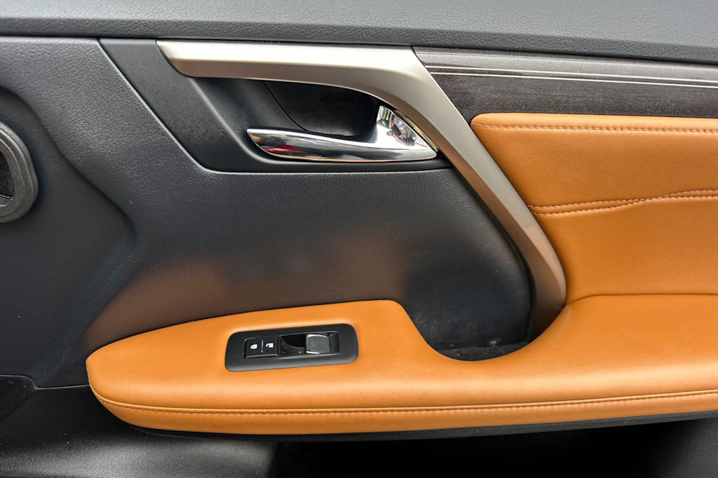 Thumbnail: 2022 Lexus RX - 25