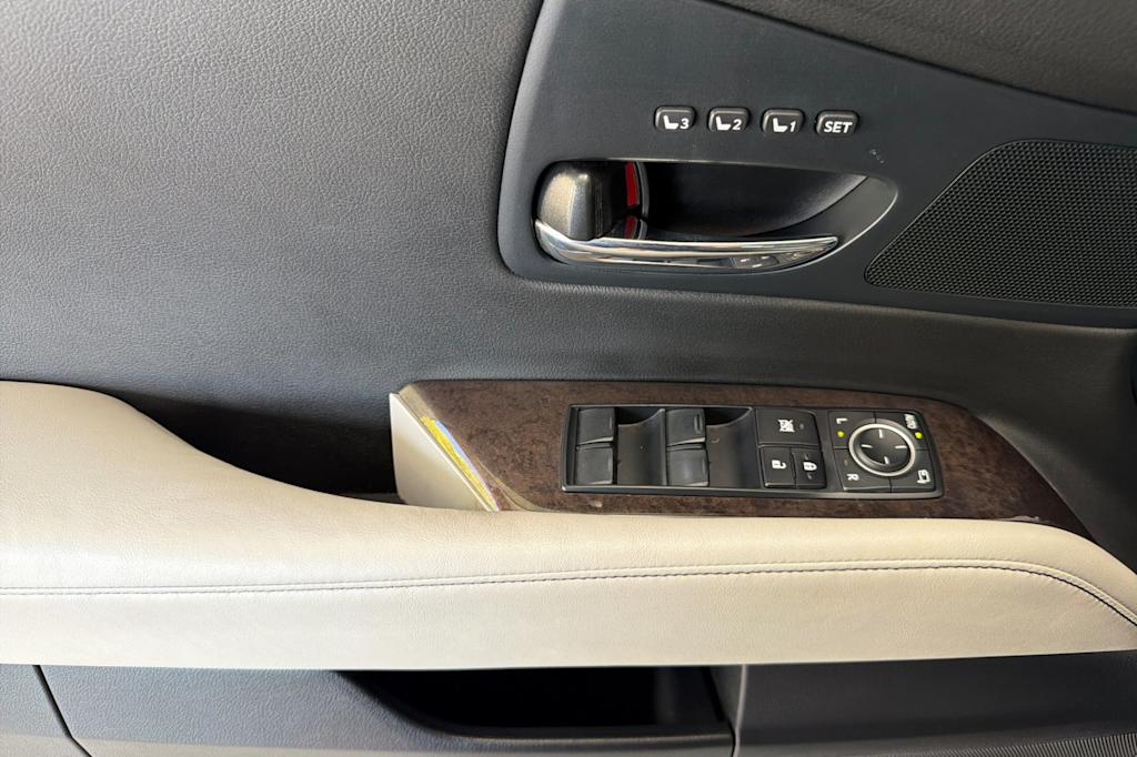 Thumbnail: 2013 Lexus RX - 22