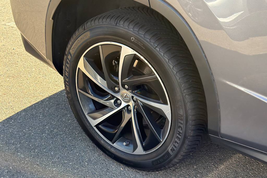 Thumbnail: 2017 Lexus RX - 21