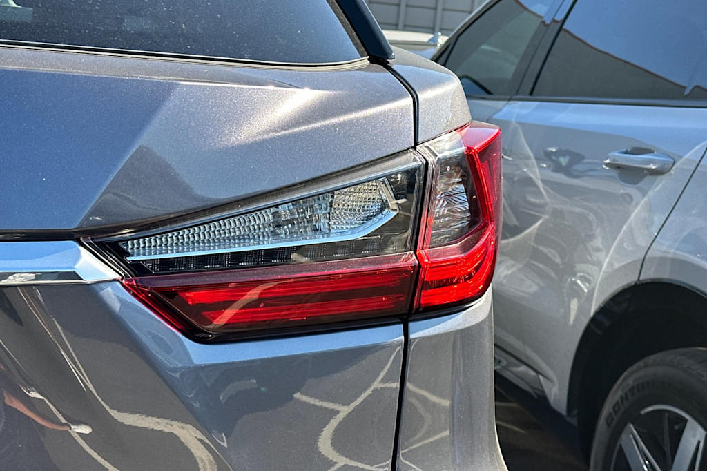 Thumbnail: 2019 Lexus RX - 18