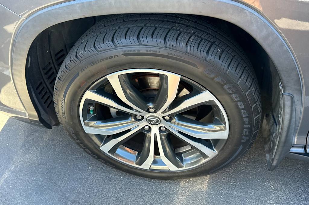 Thumbnail: 2019 Lexus RX - 22