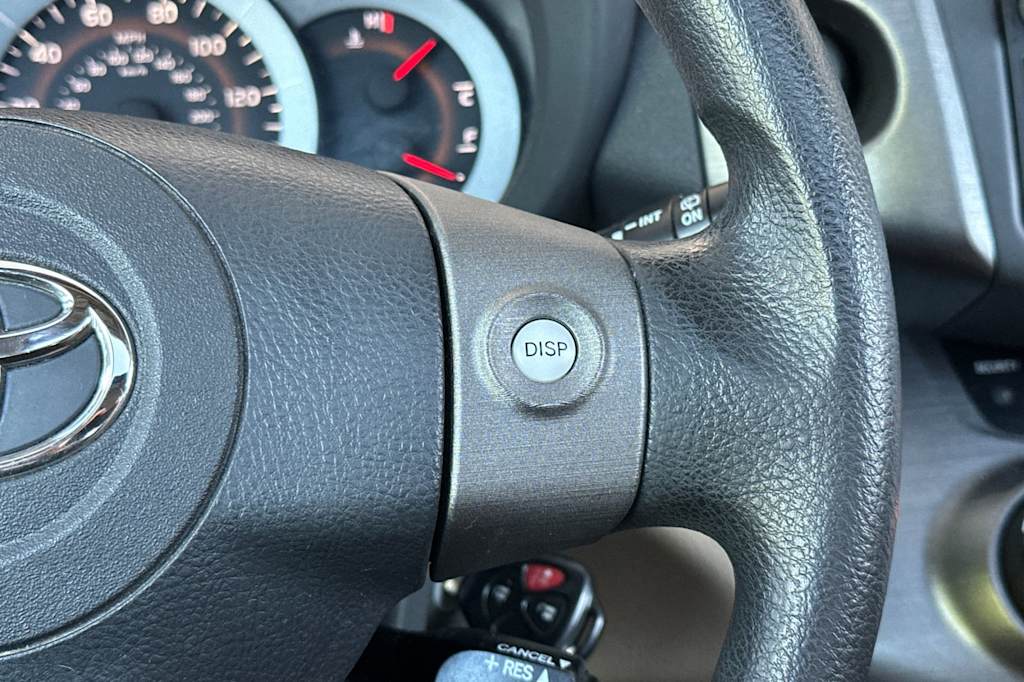 2012 Toyota RAV4 Base 28