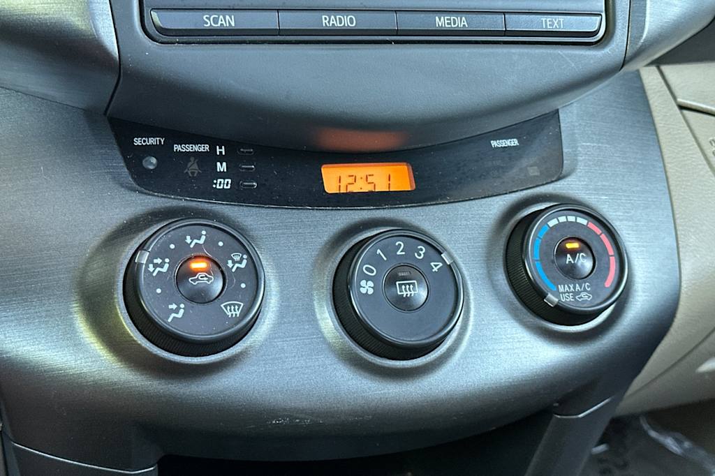 2012 Toyota RAV4 Base 25