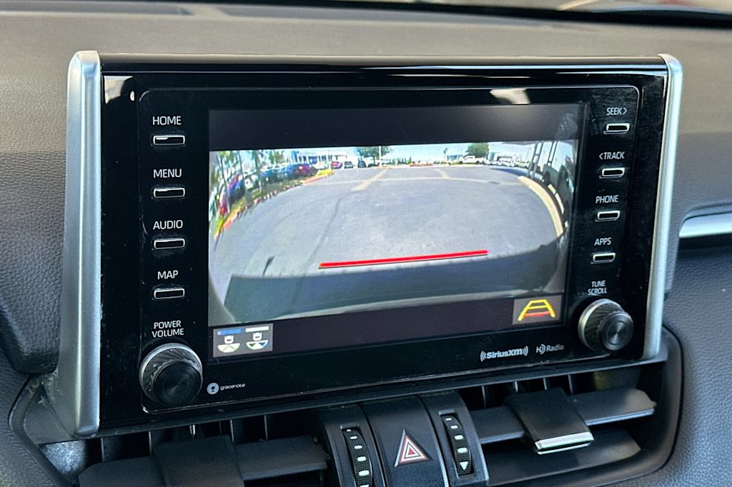 Thumbnail: 2021 Toyota RAV4 - 25